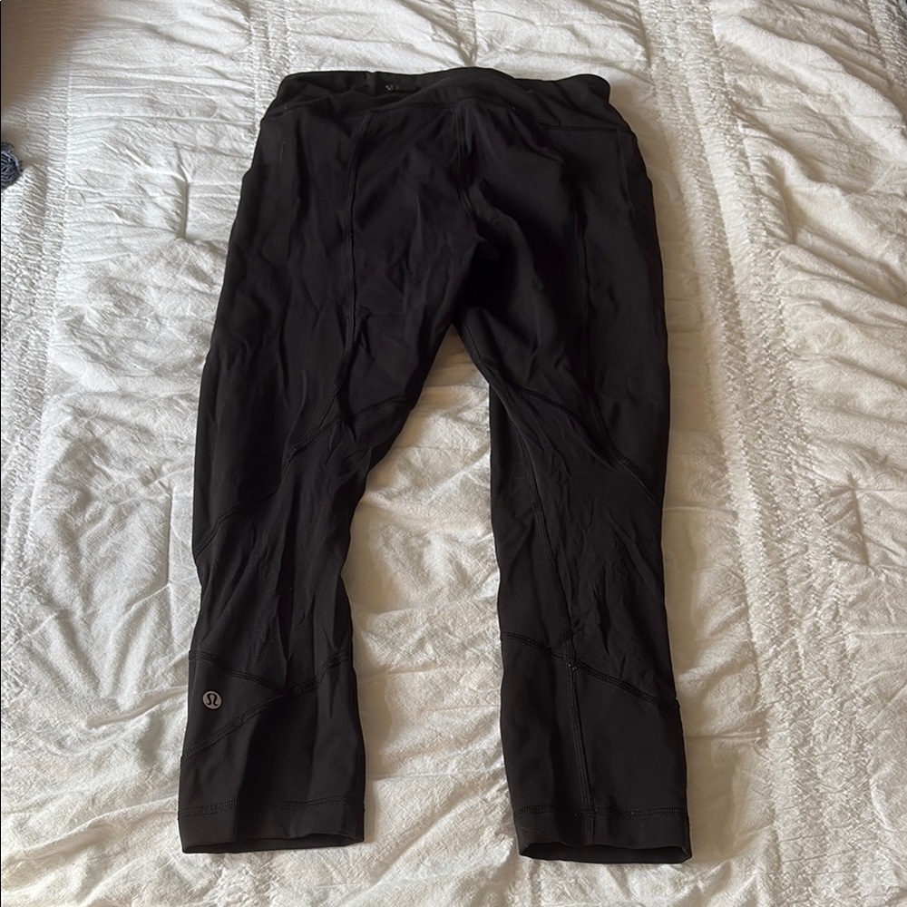 Size 6 lululemon. Running leggings.